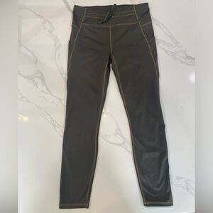 Fabletics Drawstring Mid-rise Ultracool Shine Leggings in Olive Green Size M